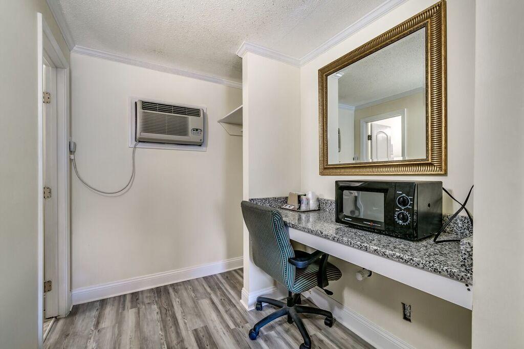 Sea Hawk Oceanfront Motel 默特尔比奇 外观 照片